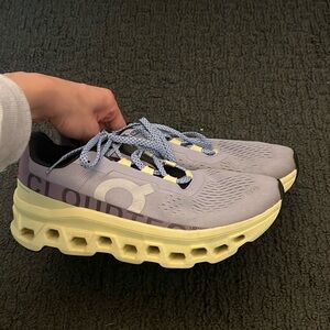 On Women’s cloudmonster road running shoes